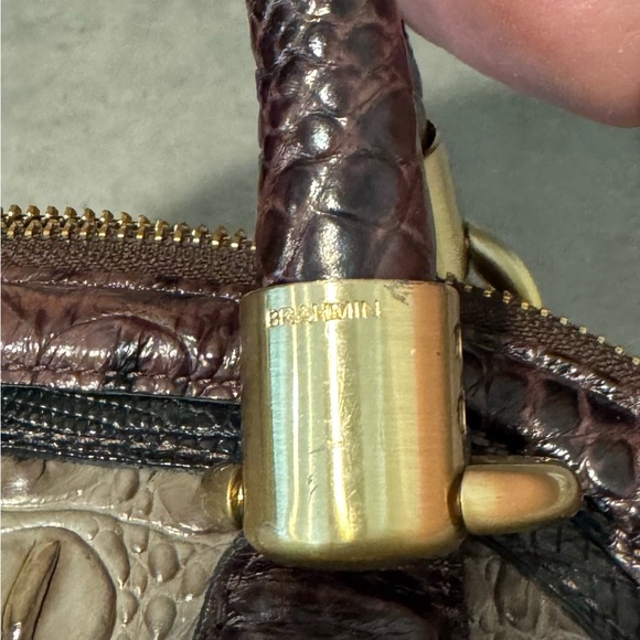 Brahmin Melbourne Lisa Dome Satchel! Very Gently Used!! - Picture 9 of 13